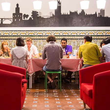 Onefam Catedral Hostel Sevilla Kültér fotó